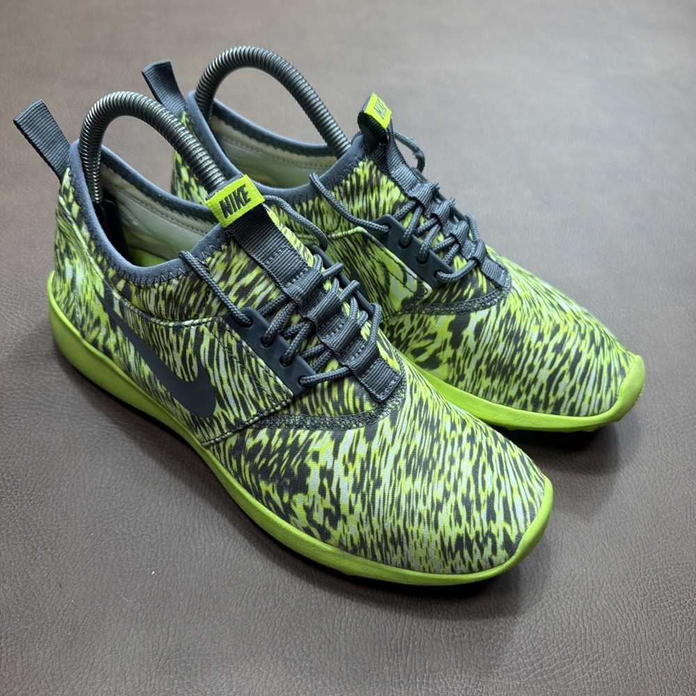 Nike Womens Juvenate Print QS White Volt Green Graphic Camo Zebra Sz 8 US Rare!!